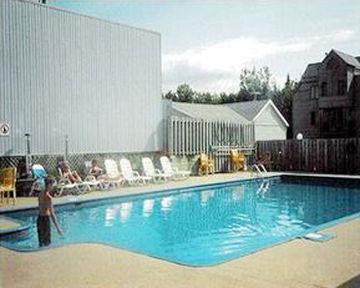 Holiday Villa Resorts At Mont Ste Anne Beaupre Bagian luar foto